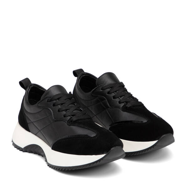 Siyah Hakiki Deri Kadın Sneaker - K26I1AY68473-A23 - 2