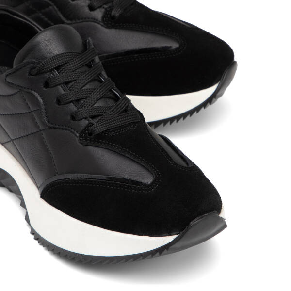 Siyah Hakiki Deri Kadın Sneaker - K26I1AY68473-A23 - 3