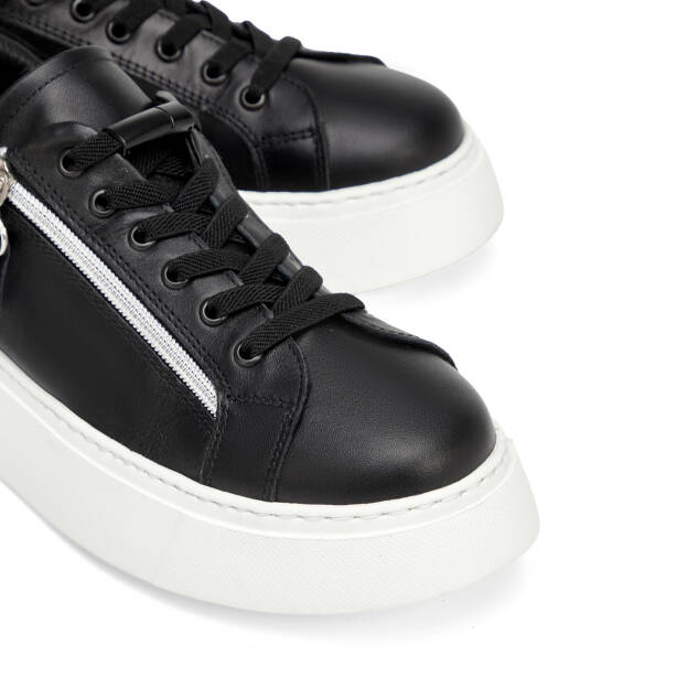 Siyah Hakiki Deri Kadın Sneaker - K26I1AY68625-A23 - 3