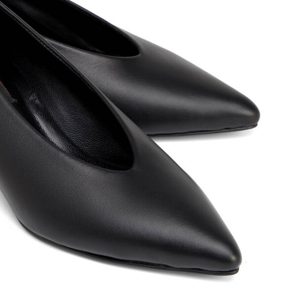 Siyah Hakiki Deri Kadın Stiletto - K26S1AY68949-A23 - 3