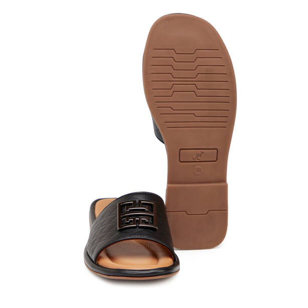 Siyah Hakiki Deri Kadın Terlik - K25Y1TR67839-A23 - 4