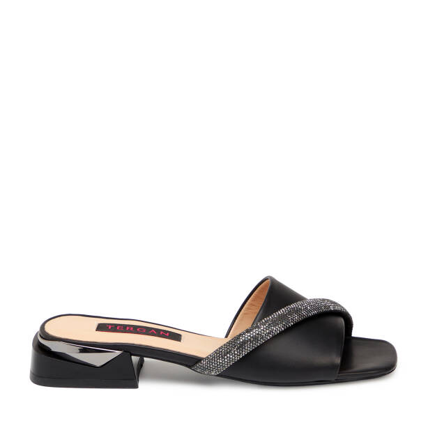 Siyah Hakiki Deri Kadın Terlik - K25Y1TR67938-A23 - 3