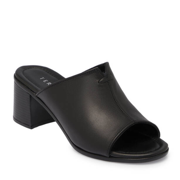 Siyah Hakiki Deri Kadın Terlik - K26Y1TR68524-A23 - 2