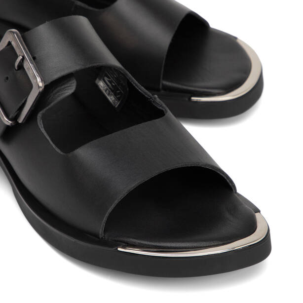 Siyah Hakiki Deri Kadın Terlik - K26Y1TR68554-A23 - 3