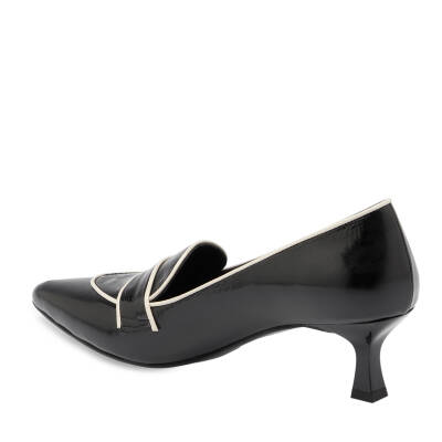 Siyah Rugan Deri Kadın Stiletto - K24S1AY67514-A07 - 2