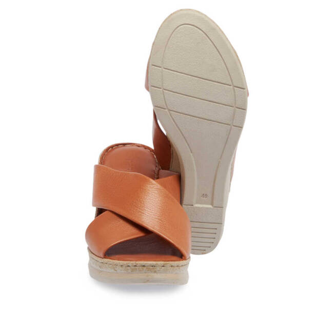 Taba Hakiki Deri Kadın Terlik - K24Y1TR67148-A29 - 4