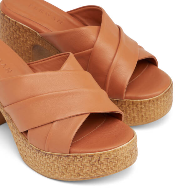 Taba Hakiki Deri Kadın Terlik - K25Y1TR67767-A29 - 3