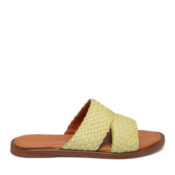 Yeşil Hakiki Deri Kadın Terlik - K24Y1TR67438-G81 - 3